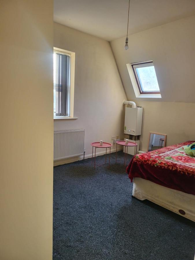 Hotel Cozzy 2 Roooms With 2 Beds Bradford  Esterno foto